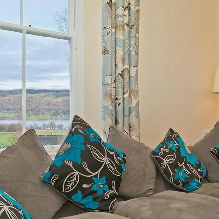 The Presbytery, Coniston, Large House With Lake Views *