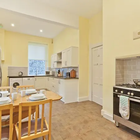 The Presbytery, Coniston, Large House With Views *